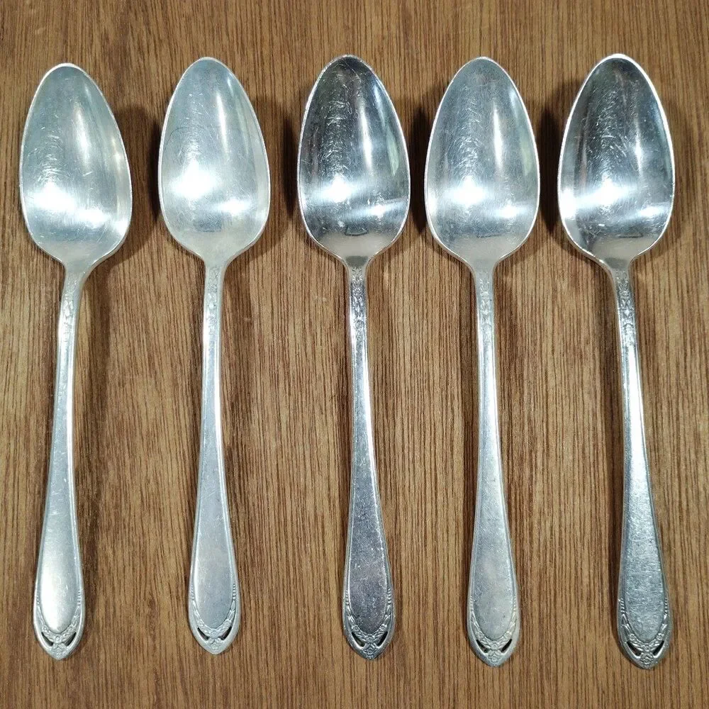1847 Rogers Bros IS Lovelace Silverplate Flatware 5 Teaspoons Vintage